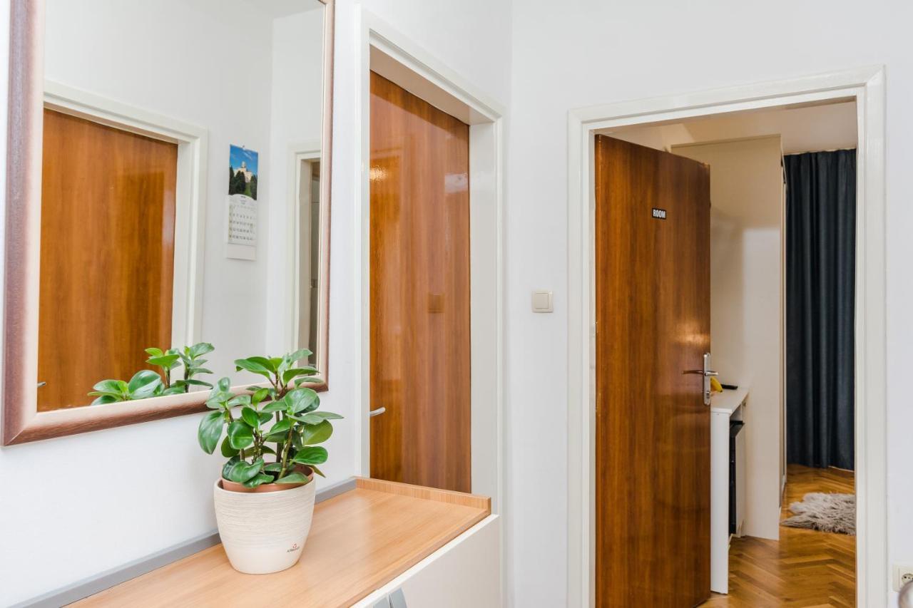 Neva Room With Private Bathroom Zadar Exterior foto